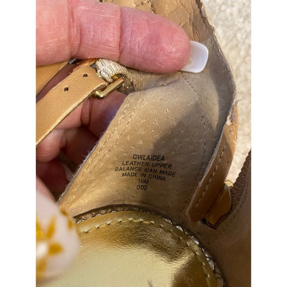 Guess Laidea Studded Gold Gladiator Strappy Sandals Size 10 - Picture 8 of 9